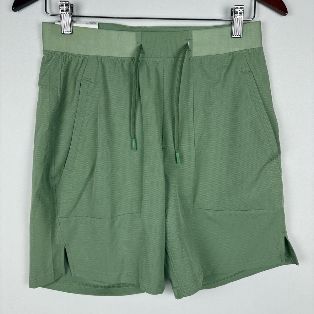 NWT‎ Crane Performance Shorts